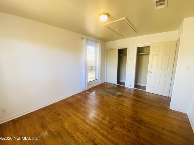 Building Photo - 8469 San Clemente Dr