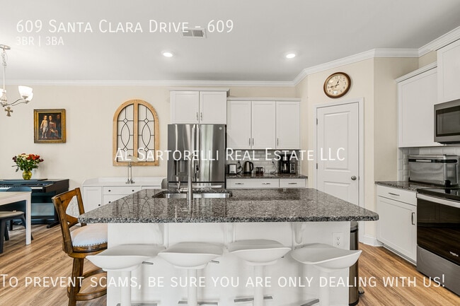 Building Photo - 609 Santa Clara Dr