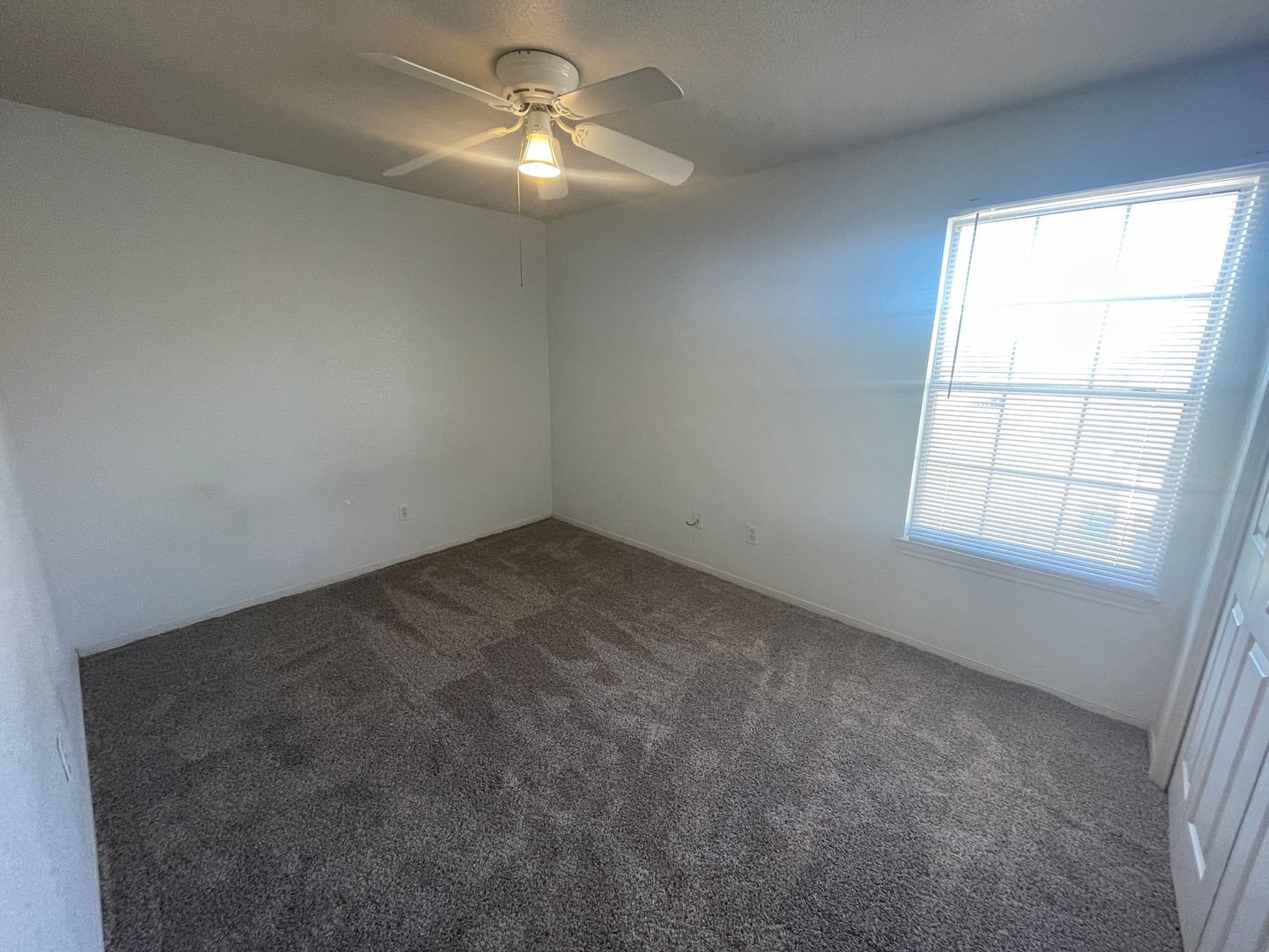 Building Photo - 211 N 3rd St