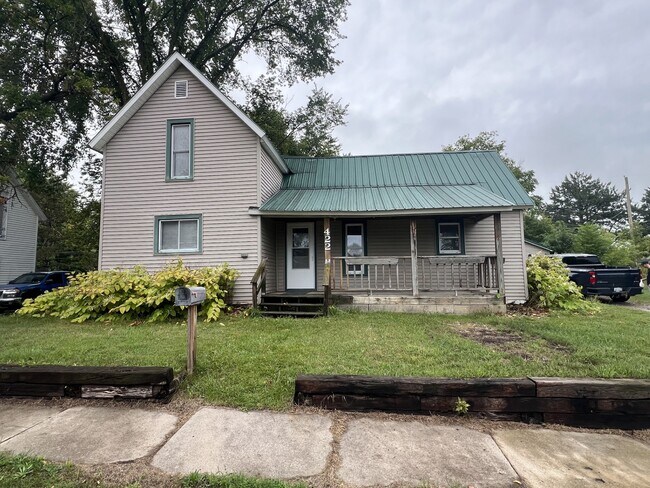 Building Photo - 422 Hannah Ave