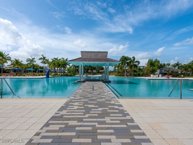 Building Photo - 5697 Highbourne Dr
