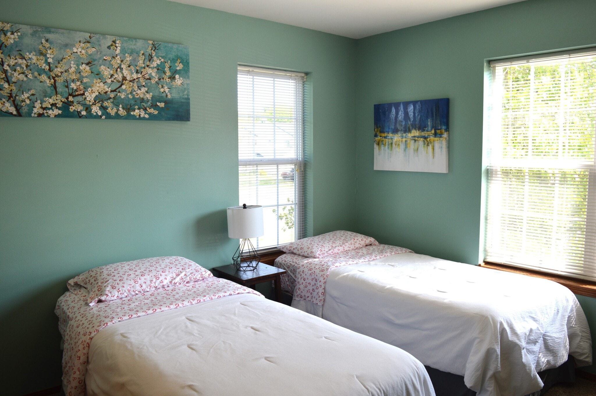 Building Photo - 5270 Summer Ridge Dr