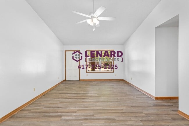 Building Photo - 2242 W Colgate St