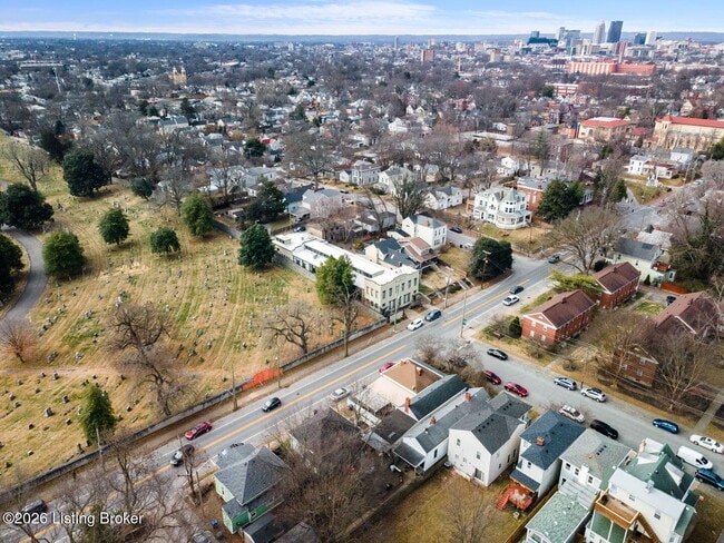 Building Photo - 1110 Baxter Ave