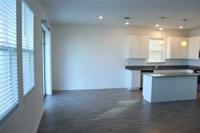 Building Photo - 34558 Shellback St