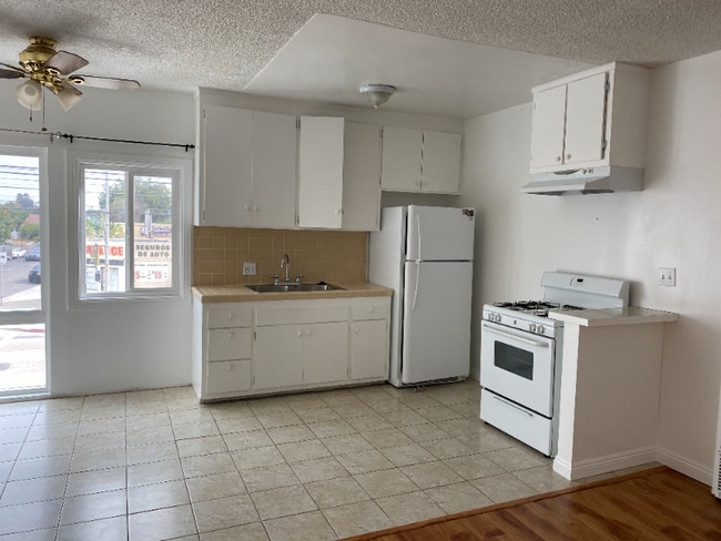 Building Photo - 4747 S Centinela Ave