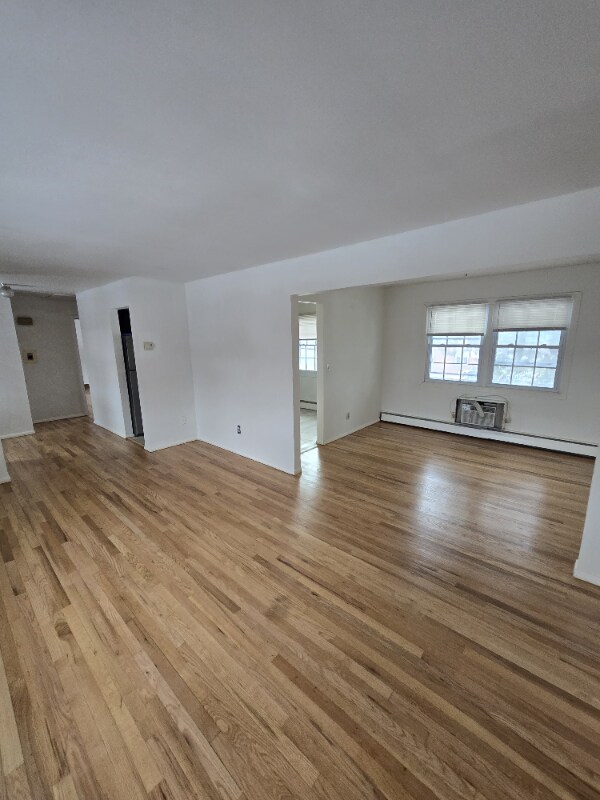 Building Photo - 364 Westwood Ave