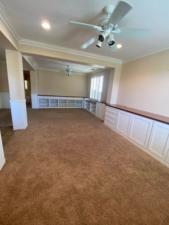 Building Photo - 7866 Hogan Cir