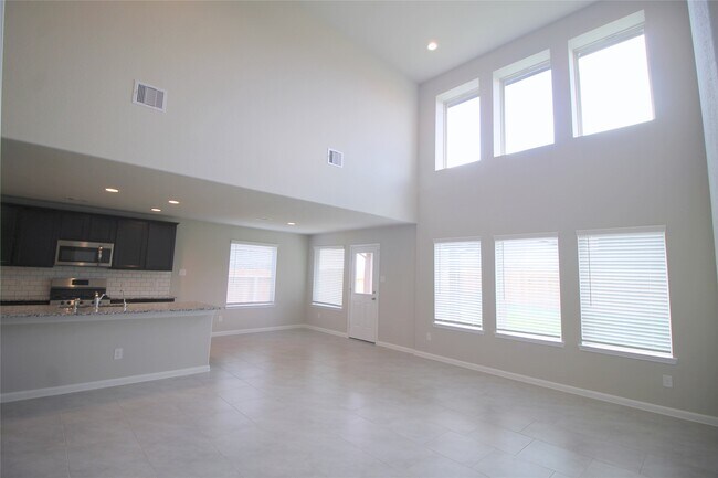Building Photo - 29607 Kettle Creek Ct