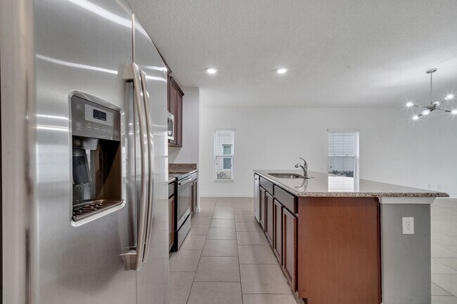 Building Photo - 1212 Pensacola Ct