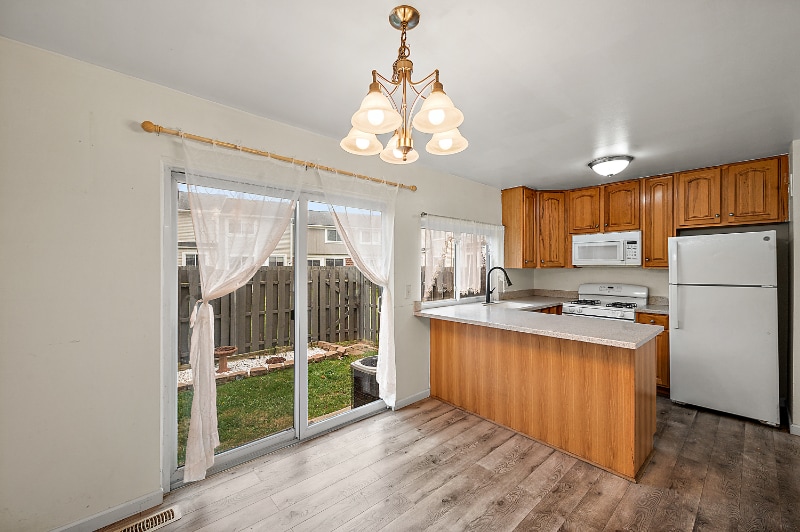 Building Photo - 36702 Park Pl Dr