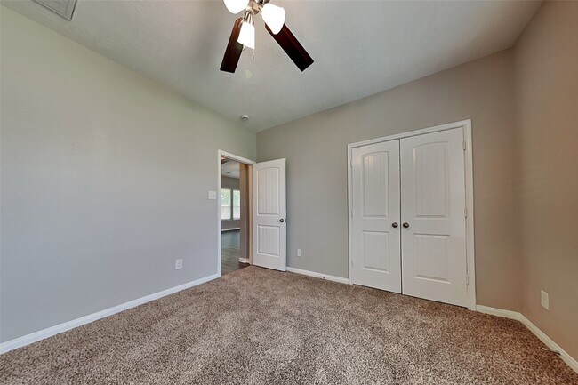 Building Photo - 30710 Basil Trace Dr