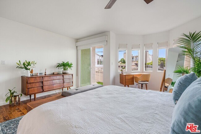 Building Photo - 24 Westwind St