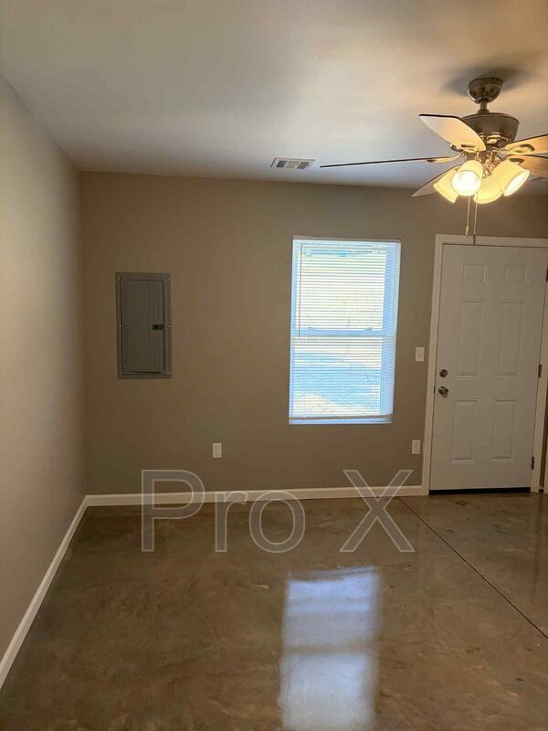 Building Photo - 321-323 S. 4th St