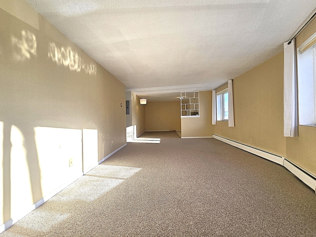 Building Photo - 50 Green St