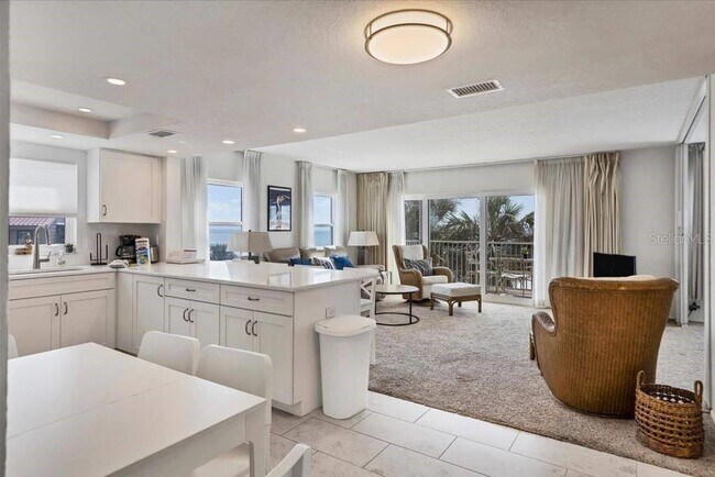 Building Photo - 6154 Midnight Pass Rd