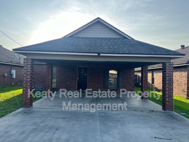 Building Photo - 1510 S Patout St