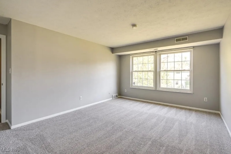 Building Photo - 26179 Raintree Blvd