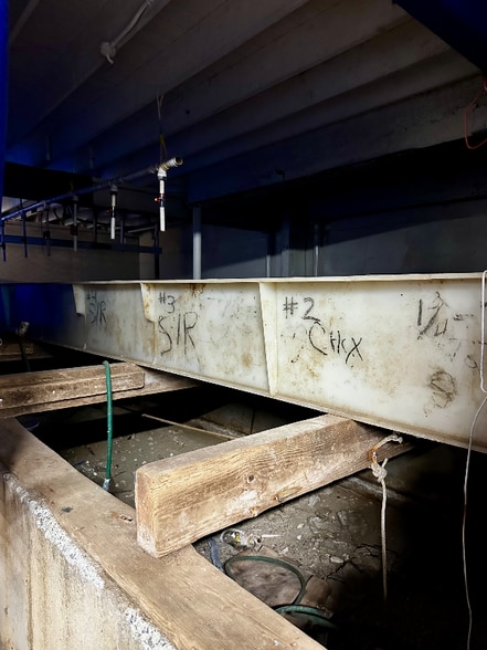 Building Photo - 110 Commercial St