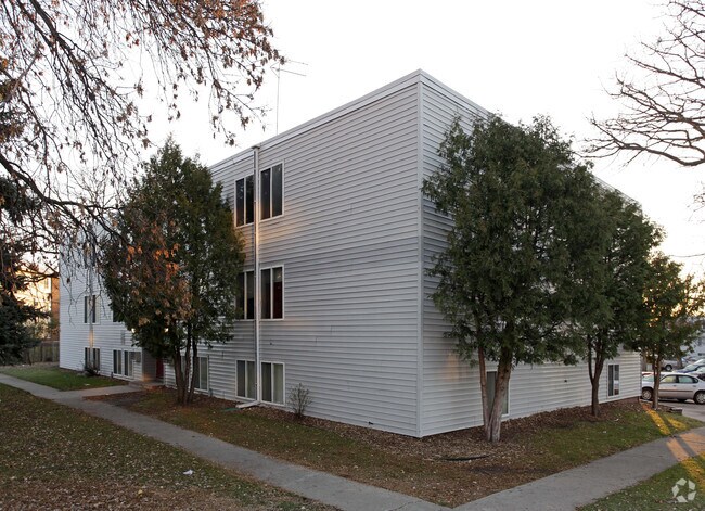 Primary Photo - 1510 6th Ave S