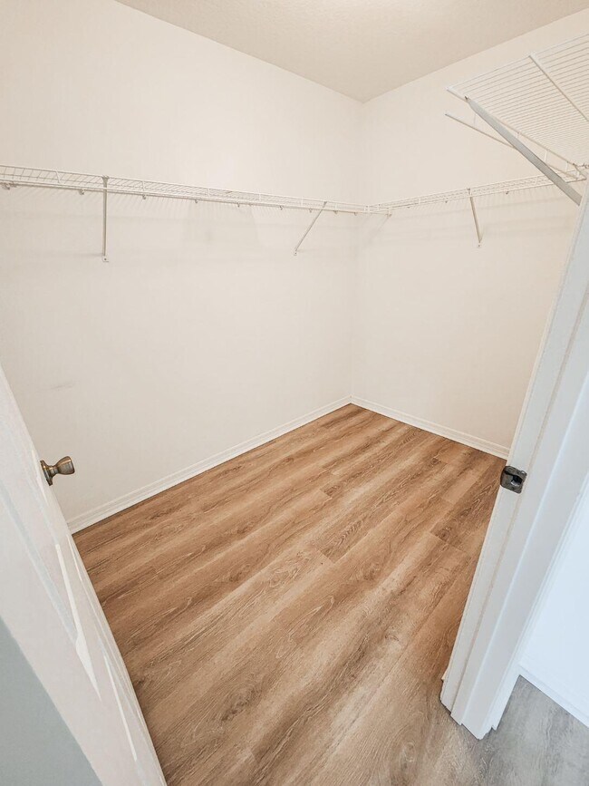 Building Photo - 151 Carmelite Ave NW
