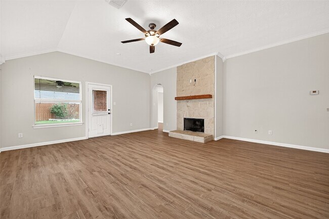 Building Photo - 5517 Autumn Ash Ln