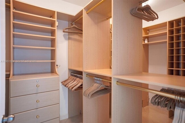 Building Photo - 5025 Collins Ave