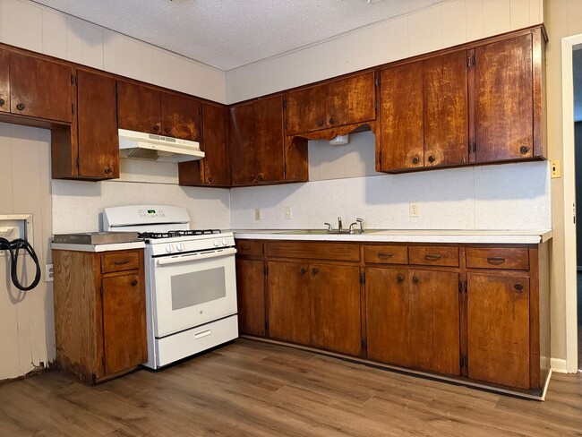 Building Photo - 4600 Schaer St