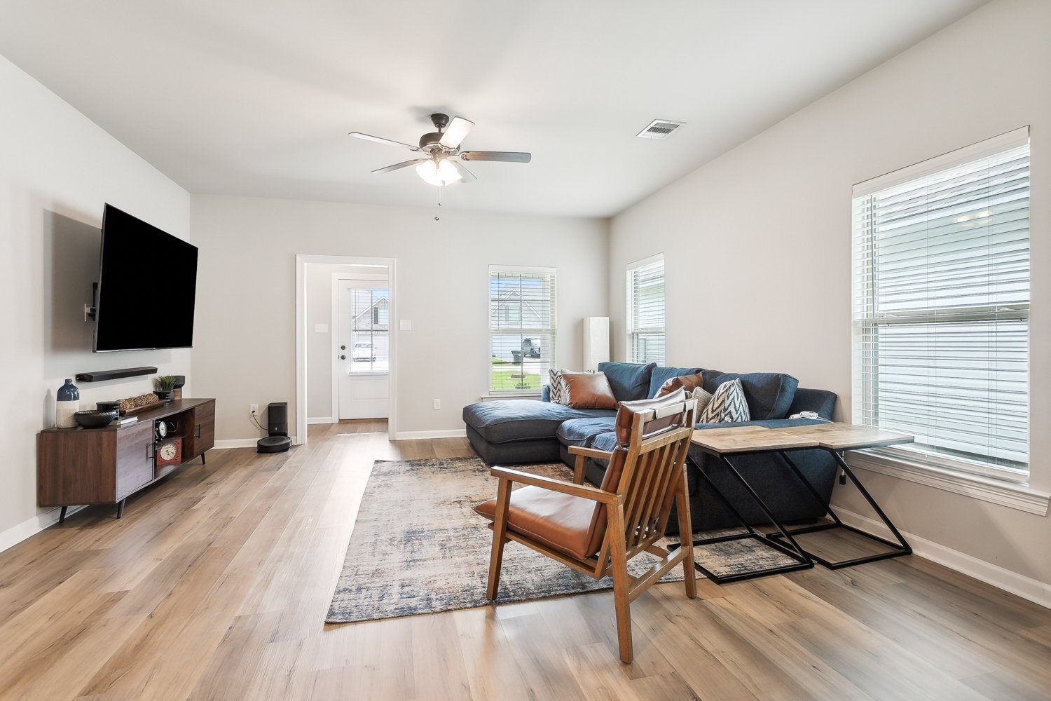 Building Photo - 60341 Sunset Oak Blvd