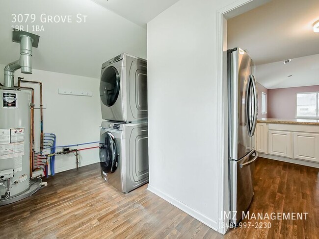 Building Photo - 3079 Grove St