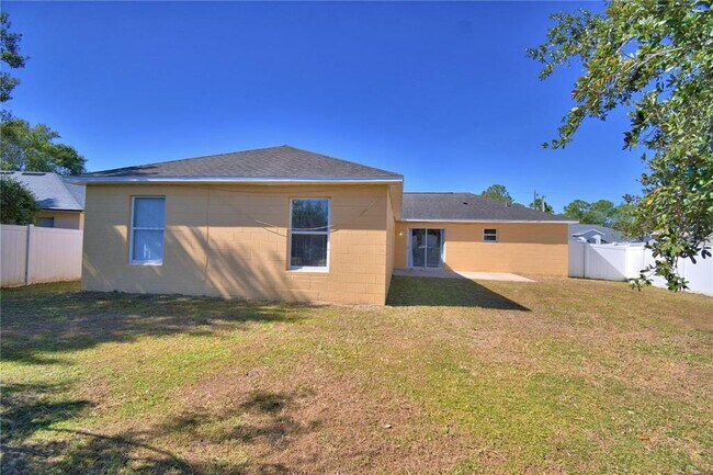 Building Photo - 1060 Dudley Dr