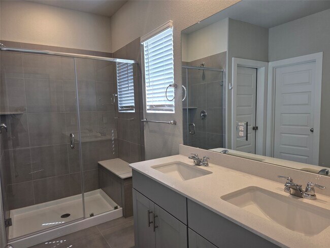 Building Photo - 4114 Glowing Hearth Dr