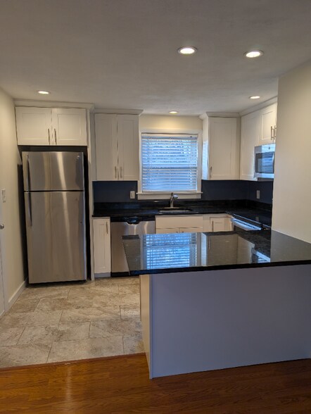 Primary Photo - 5 Edwards St