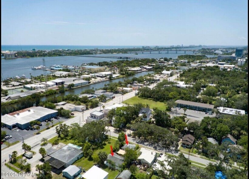 Building Photo - 118 Pierce Ave