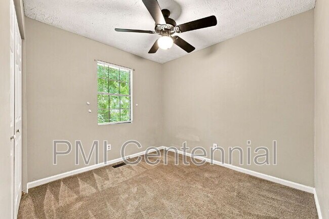 Building Photo - 281 Flagstone Way