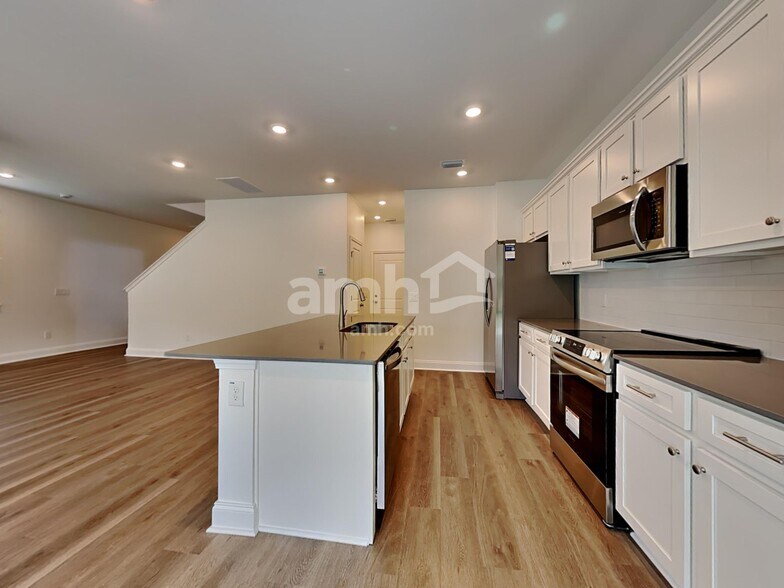 Building Photo - 171 Anthurium Dr