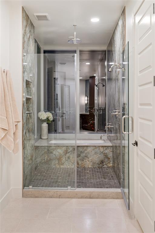 Building Photo - 600 Guadalupe St