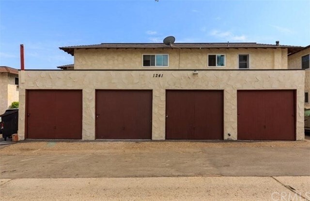 Building Photo - 1241 E Bastanchury Rd