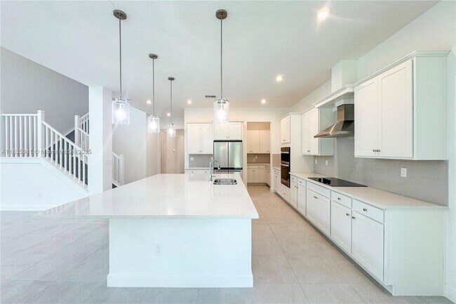 Building Photo - 2662 NW 87th Ter