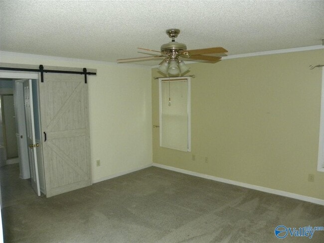 Building Photo - 104 Prairie Ct