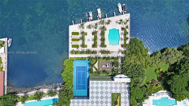 Building Photo - 2101 Brickell Ave