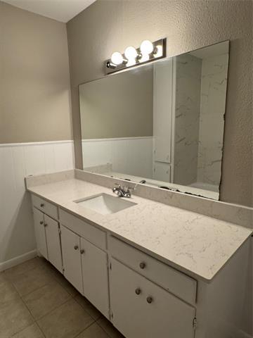 Building Photo - 304 Burgett St