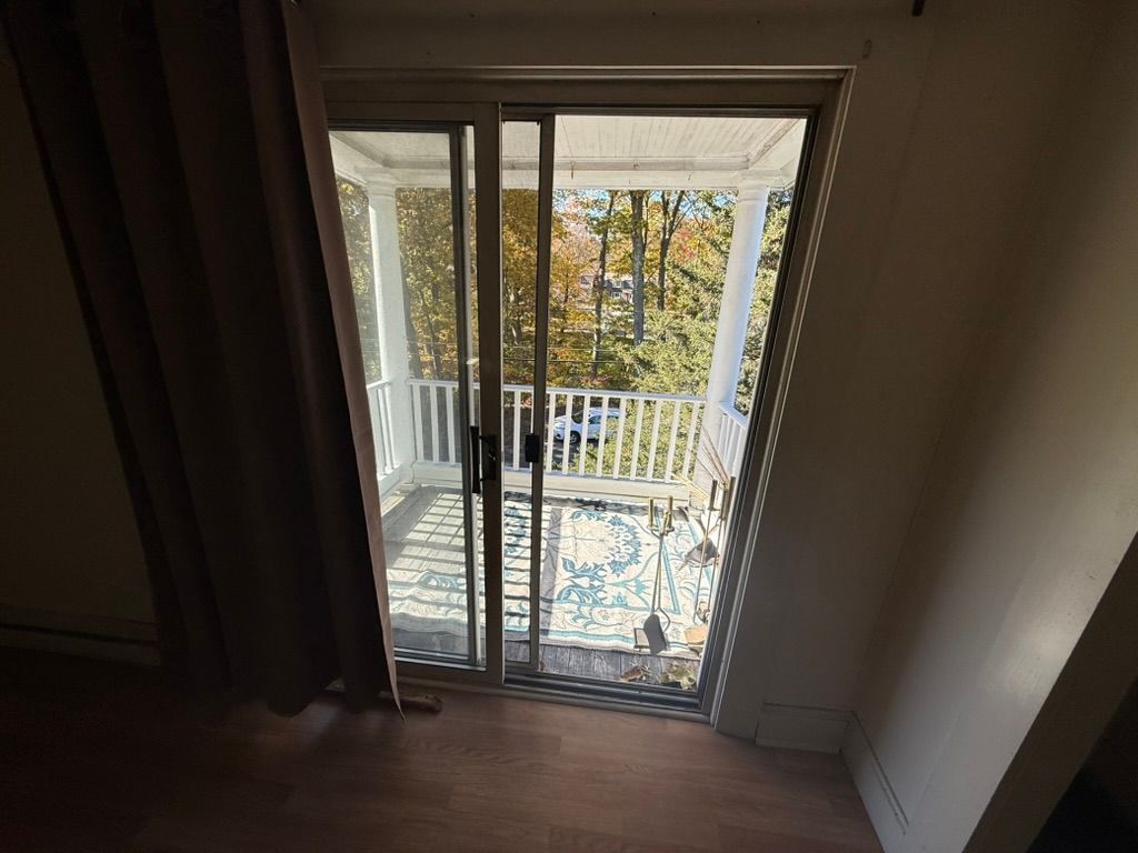 Building Photo - 22 Emmett St