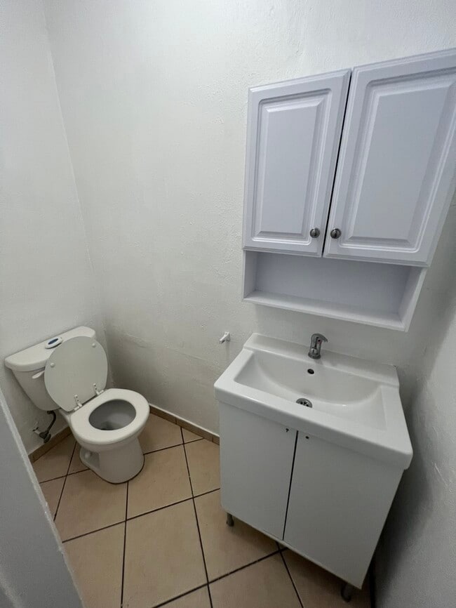 Building Photo - Two-story duplex unit