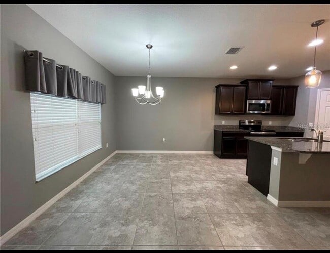 Building Photo - 3813 Carrick Bend Dr