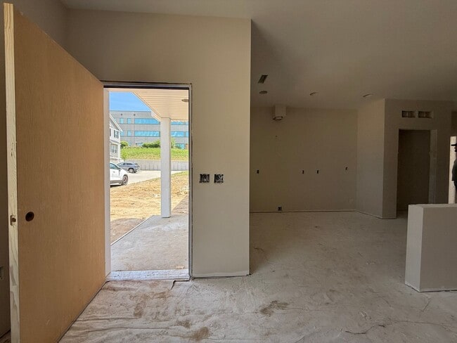 Building Photo - Pre-Leasing Now: Buffalo Ridge Townhomes | 2 Bed, 2 Bath, Attached Garage