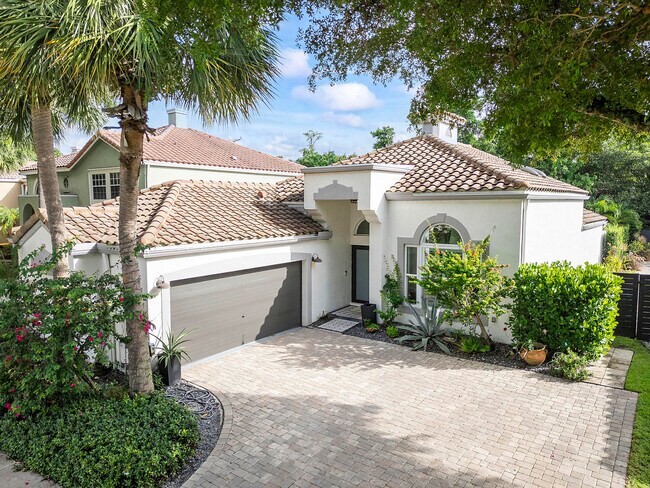 Building Photo - 6755 NW 75th Pl