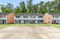 Building Photo - 14578 Honeysuckle Dr
