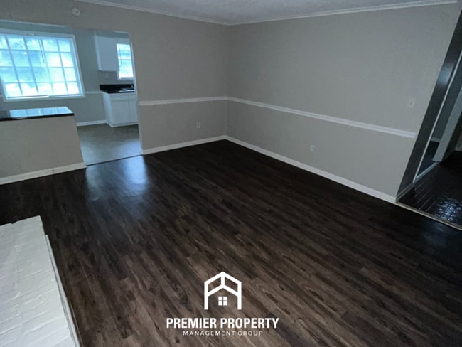 Building Photo - Available NOW!