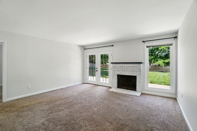 Building Photo - Renovated Gem in Gastonia with Walkout Basement & Spacious Backyard